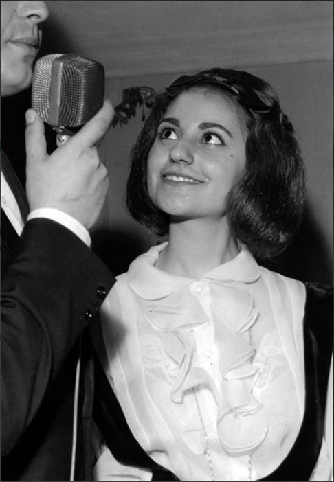 Mia Martini vincitrice della terza edizione del festival "Voci "Nuove" di Bellaria Igea Marina 1964