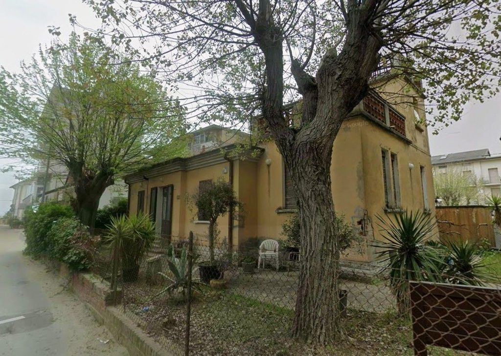 villino Odolena - Via Adua, 10 Igea Marina - demolito nel 2026
