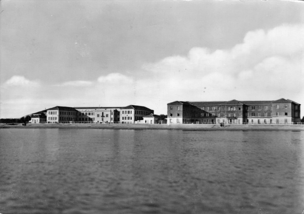 La colonia Pavese di Igea Marina vista dal mare
